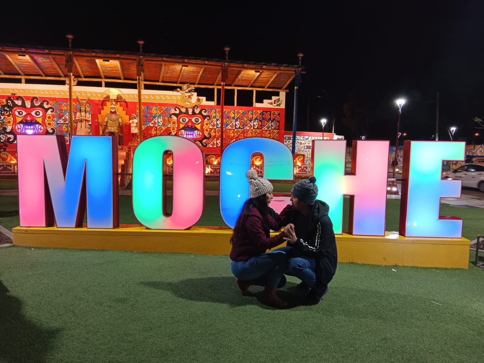 Tours Moche de Noche