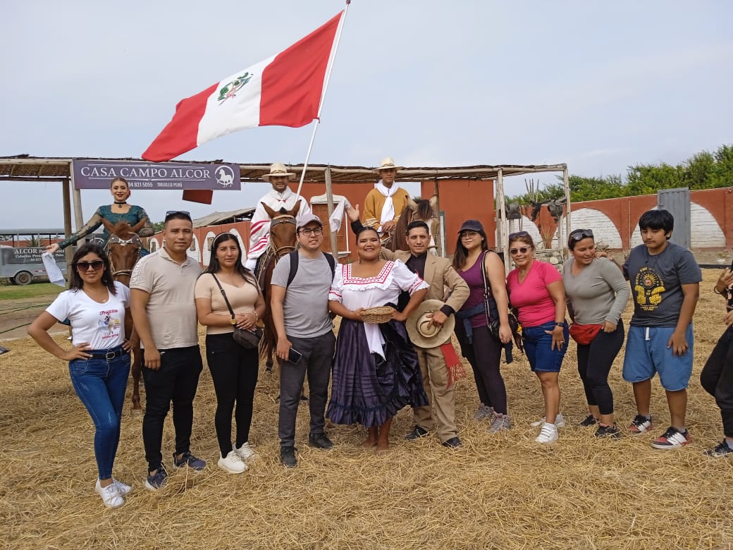 Tours Trujillo +show de marinera